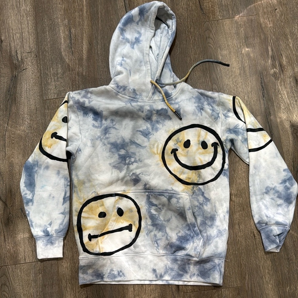 MA®KET Smiley Face Hoodie